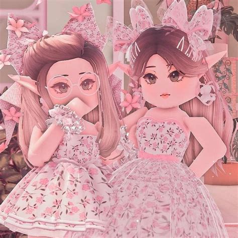 Pink Royale high outift idea repost only with credits <3 rh royalehigh With SendmebabyOG 4iko0. . Aesthetic royale high outfits